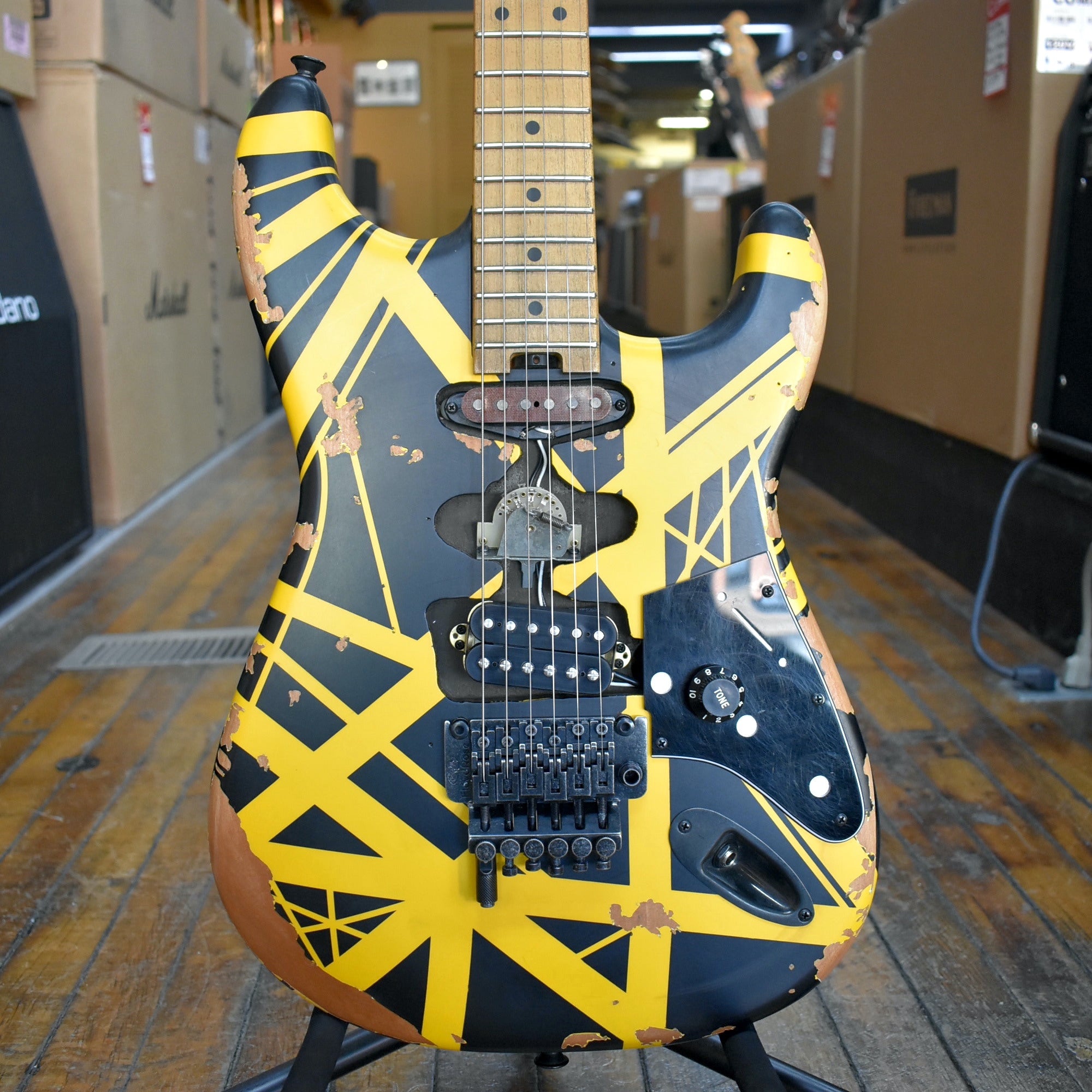 EVH Striped Series Frankenstein Frankie Electric Guitar Black with 