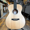 Martin Junior Series 000Jr-10 Auditorium Acoustic Guitar w/Padded Gig Bag