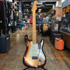 Fender American Ultra Stratocaster Mocha Burst w/Maple Fingerboard, Hard Case
